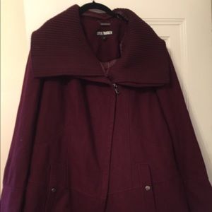 Burgundy diagonal alley Steven madden coat